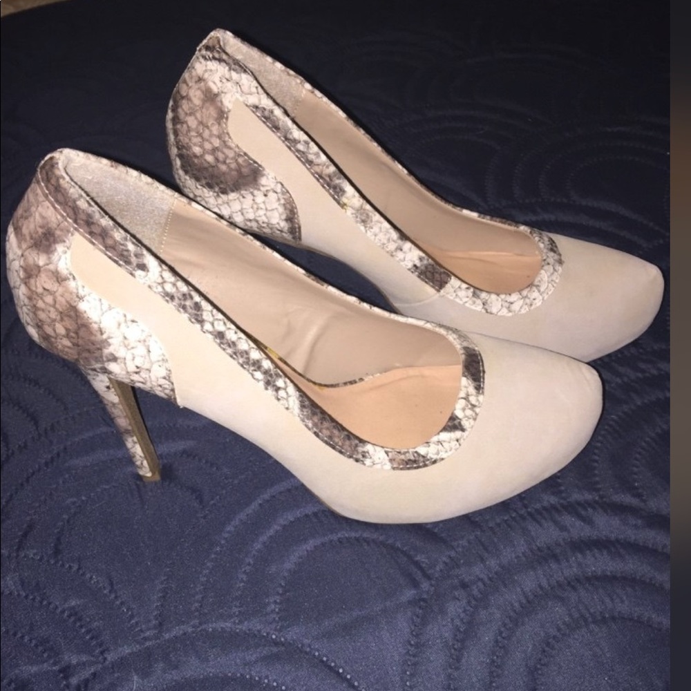 Paula Abdul Nude Heels